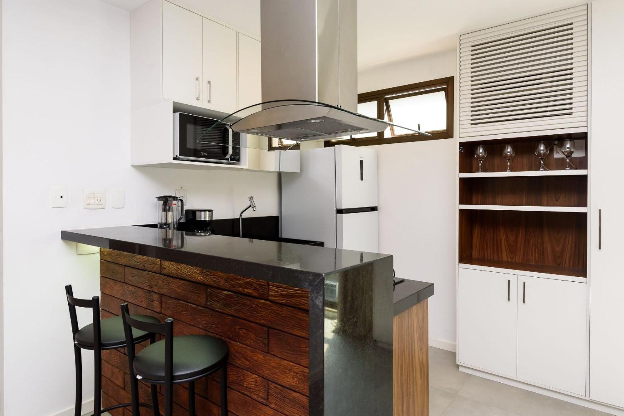 Flat C/ Piscina E Garagem Em Copacabana|du 370/501